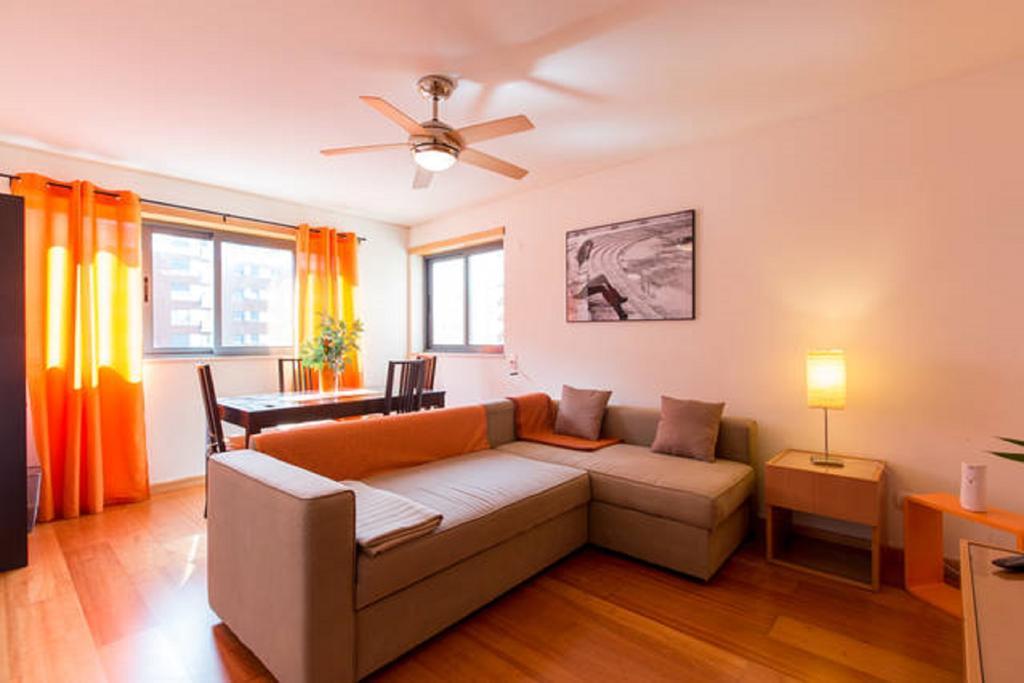 World In Lisbon - B. Prata Apartment Room photo