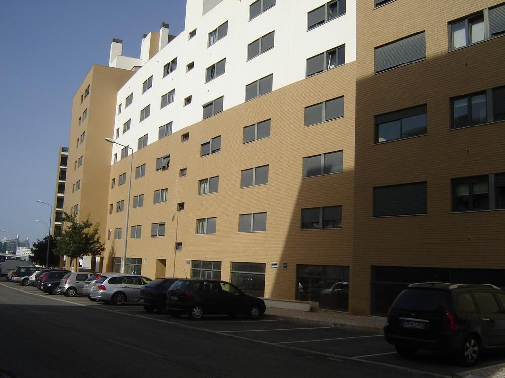 World In Lisbon - B. Prata Apartment Room photo